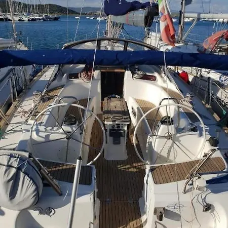 Cassiopeiabed&yachting